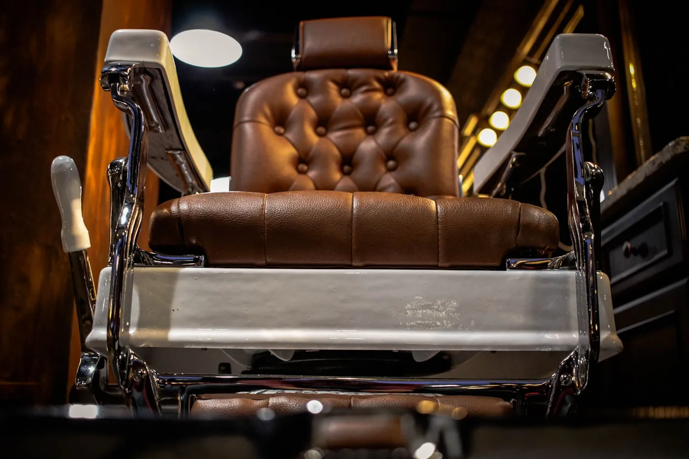 Silla de barbería en cuero